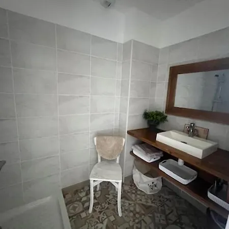 Domaine Des Pierres Blanches * Epargnes