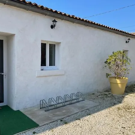 Domaine Des Pierres Blanches - 3* Epargnes