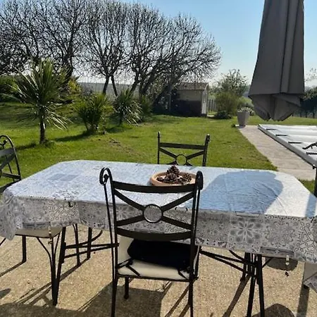 Domaine Des Pierres Blanches - 3* Epargnes
