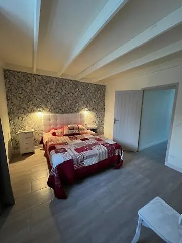 بيت ضيافة Domaine Des Pierres Blanches - Epargnes