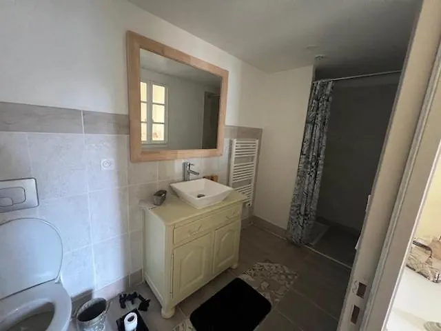 Pensión Domaine Des Pierres Blanches *