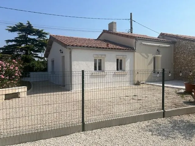 Domaine Des Pierres Blanches Pensión Epargnes