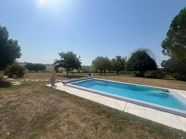 Domaine Des Pierres Blanches - بيت ضيافة Epargnes